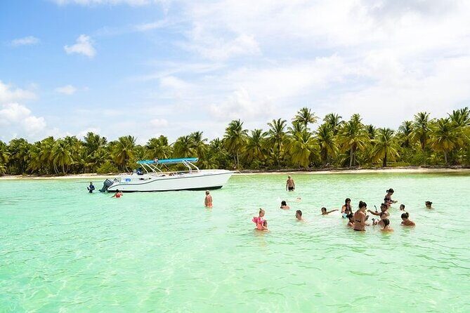 Saona Island Day Trip with Lobsters Included in Bayahibe - What Travelers Are Saying