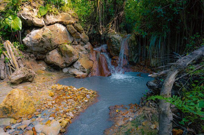 Sapphire Falls and Hike - Who Will Love This Tour?