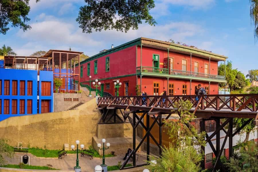 Scooter Tour through Miraflores and Barranco Lima - Detailed Breakdown of the Itinerary