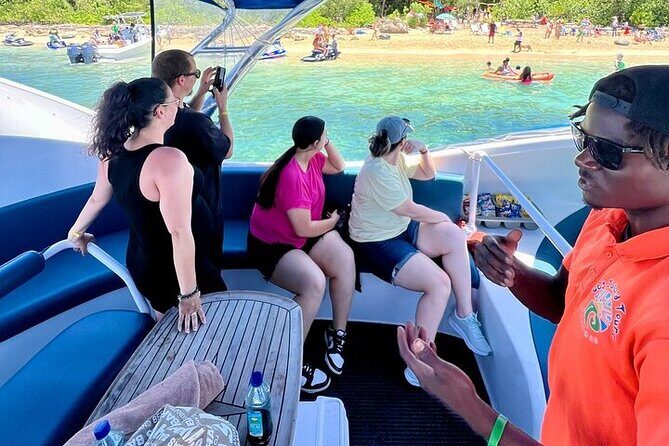 Semi Submersive Glass Bottom Boat Eco Tour in Paradise Island Bahamas - Who Will Love This Tour?