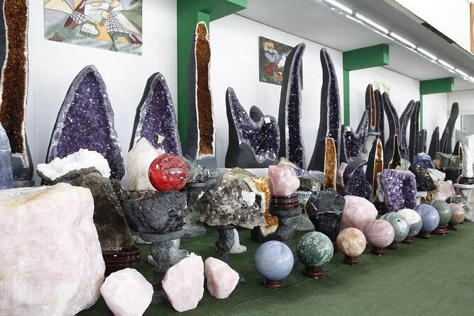 Semiprecious Gemstones Shopping Tour with Hotel pickup and drop-off - Why This Tour Might Be a Good Choice
