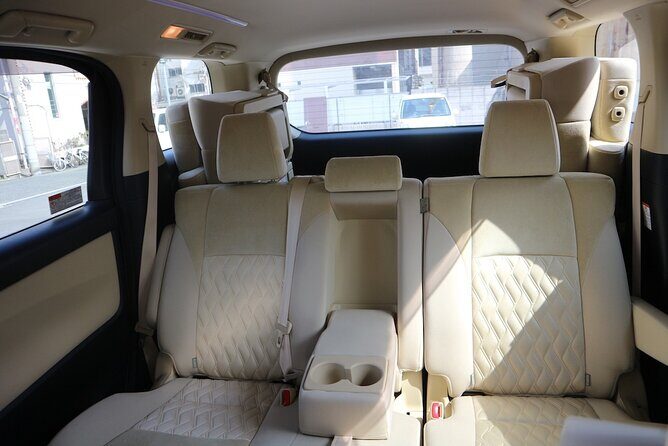 Shared Roundtrip Taxi Transfer from Antigua Airport to Royalton Antigua Resort - The Authentic Experience