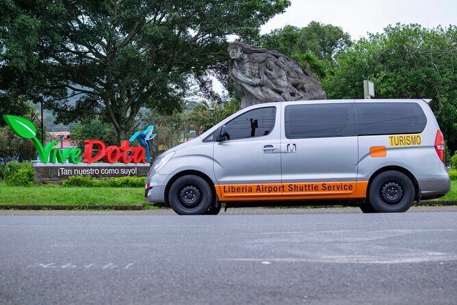 Shared Shuttle Liberia Airport - In-Depth Breakdown of the Experience