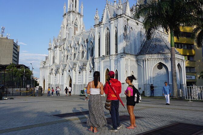Shared Tour of the Historical and Cultural Center of Cali - Authentic Experiences and Practical Details