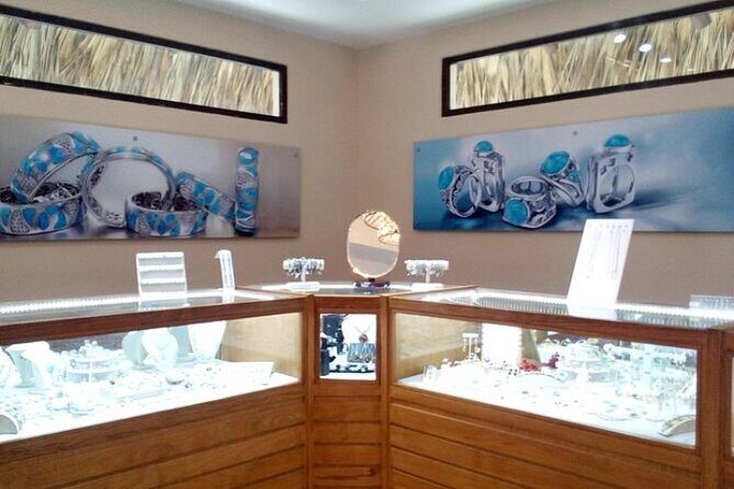 Shopping Tour Punta Cana with private transportation - A Closer Look at the Punta Cana Shopping Tour