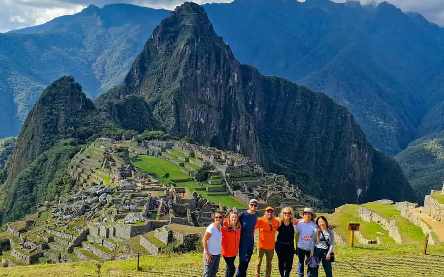 Short Inca Trail to Machu Picchu 2 days & 1 night - Authentic Experiences and Authentic Guides