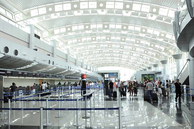 Shuttle Service from Puerto Viejo to San Jose, Costa Rica. - A Closer Look at the Experience