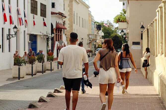 Small Group Santo Domingo Tour with Lunch & Tres Ojos Cenotes - An In-Depth Look at the Santo Domingo Small Group Tour