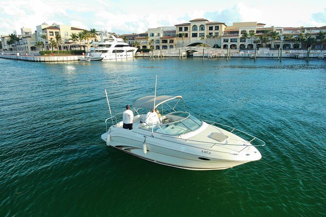 Snorkel & Sandbar on Private Searay Yacht 25ft in Cap Cana Marina ,Punta Cana