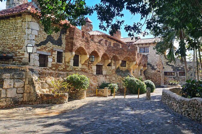 Snorkeling at Catalina Island & Altos de Chavón Full Day Tour - What’s Included and What’s Not