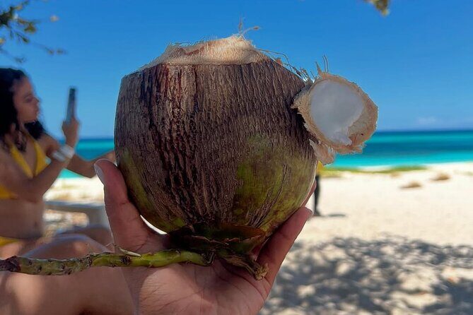 Southern VIP Route + Aguilas Bay: All Inclusive 2-Day Tour - FAQs