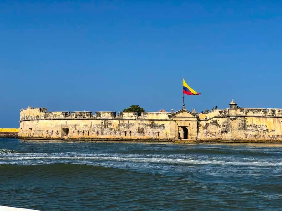 Sport Boat: Rosario Island, private island, Cholon & Baru - FAQs