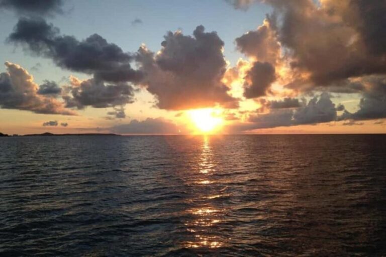 St Maarten: Private Sunset Yacht Cruise with Wine and Cheese - The Experience in Detail