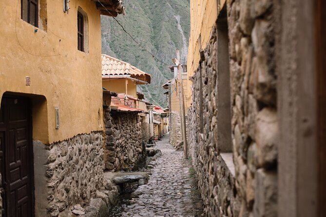 Stories and customs of Ollantaytambo - An In-Depth Look at the Tour Experience