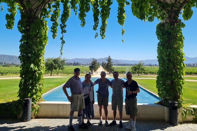 Street Art in Valparaiso and Wines in Casablanca from Santiago - The Sum Up