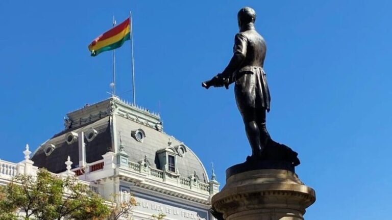 Sucre: Free Walking tour (History, culture and traditions) - A Deep Dive into the Sucre Walking Tour