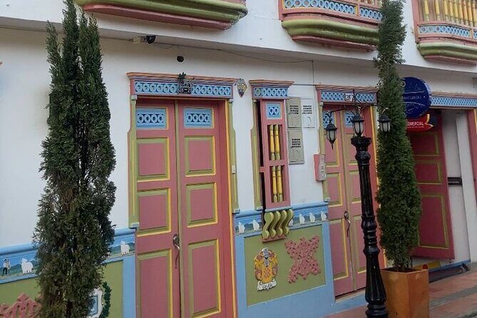 The best tour of Guatape - The Practical Side: What to Expect