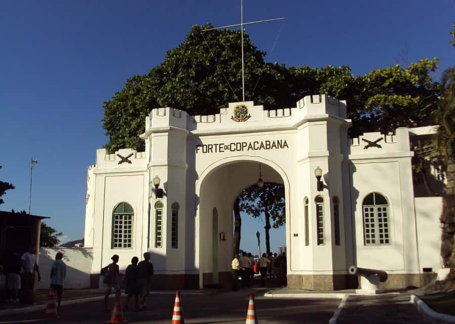 Tour Arpoador Sunset: Copacabana History & Stunning Sunset - A Closer Look at the Rio Sunset Tour