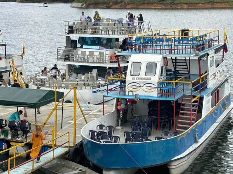 Tour Guatapé con visita a Granja de las Llamas y las Alpacas - How This Tour Fits Different Travelers