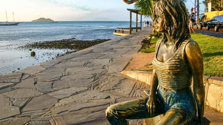 Tour in Búzios with Lunch (Leaving from Búzios) - FAQ