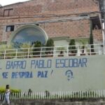 Tour Of Pablo Escobar - Guides and Their Knowledge