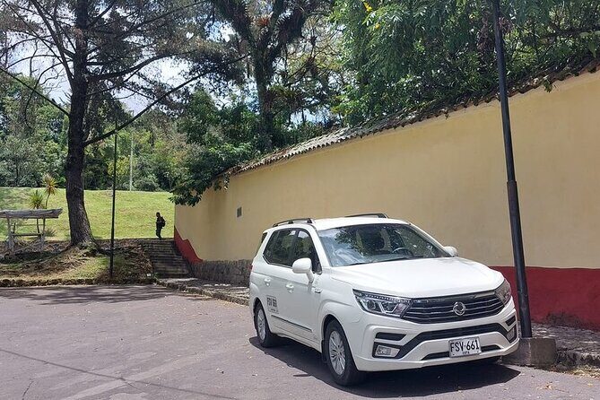 Tour Privado de día completo a la Catedral de sal + almuerzo - The Salt Cathedral of Zipaquirá: A Marvel Under the Earth