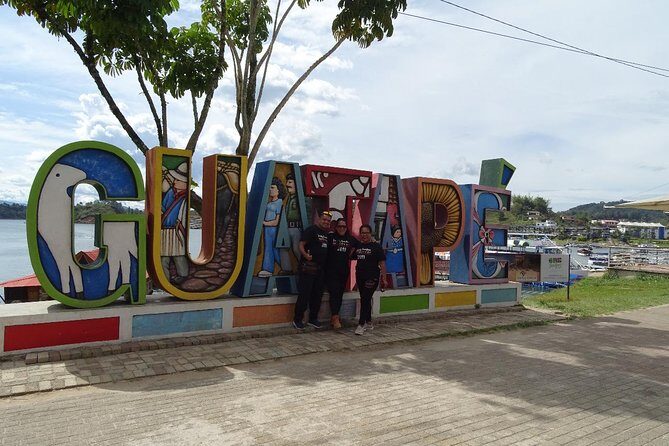 Tour privado Guatape. - An In-Depth Look at the Guatapé Private Tour