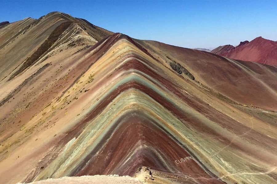 Tour to Machu Picchu and Rainbow Mountain| 2 Days - 1 Night| - Transportation and Logistics