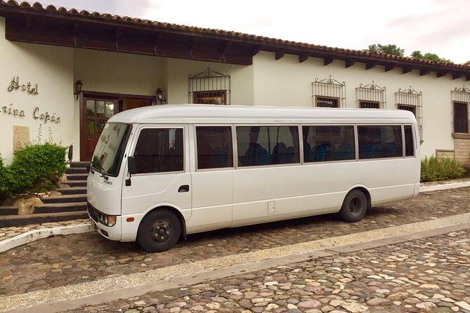 Transfer from Airport to Antigua - Key Points