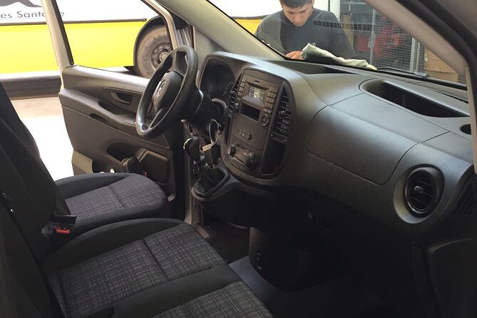 Transfer from the Airport to Bariloche - Detailed Review: Navigating Your Arrival in Bariloche