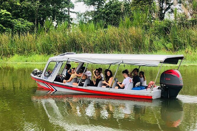 Transfer from Tortuguero to Moin by boat - Why This Tour Works Well for You