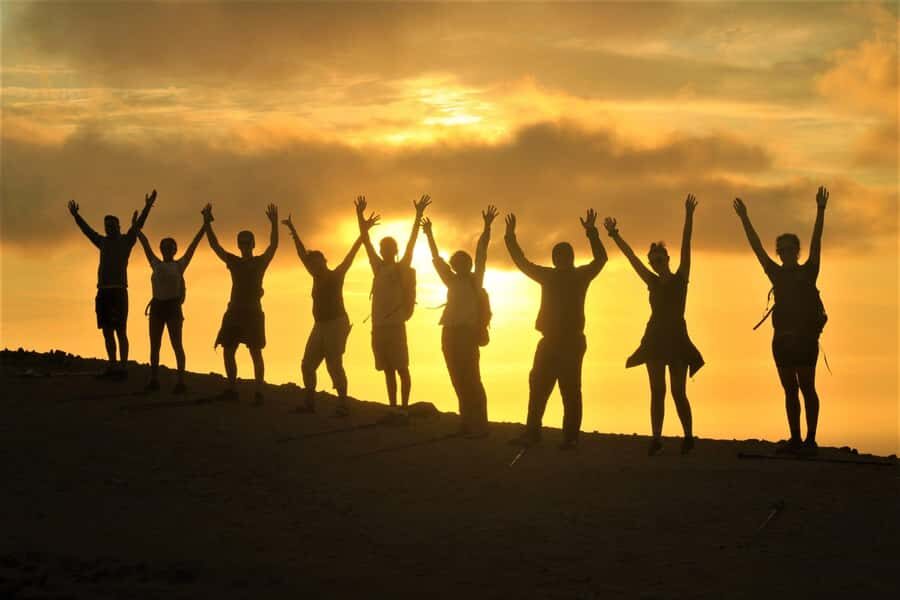 TREKKING GOLDEN SHADOWS - Why Choose the Golden Shadows Trekking Tour?