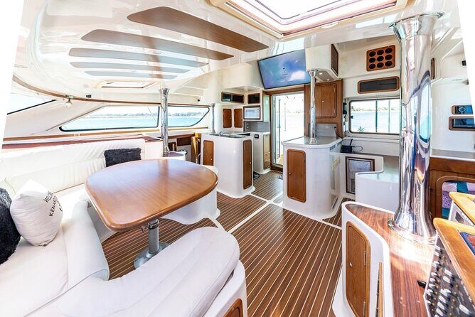 Turks and Caicos Full-Day Luxury Private Yacht Charter