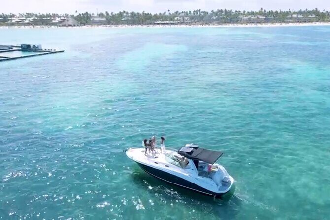 Unique Dreamy Sunset: Yacht Excursion with BBQ & Open Bar