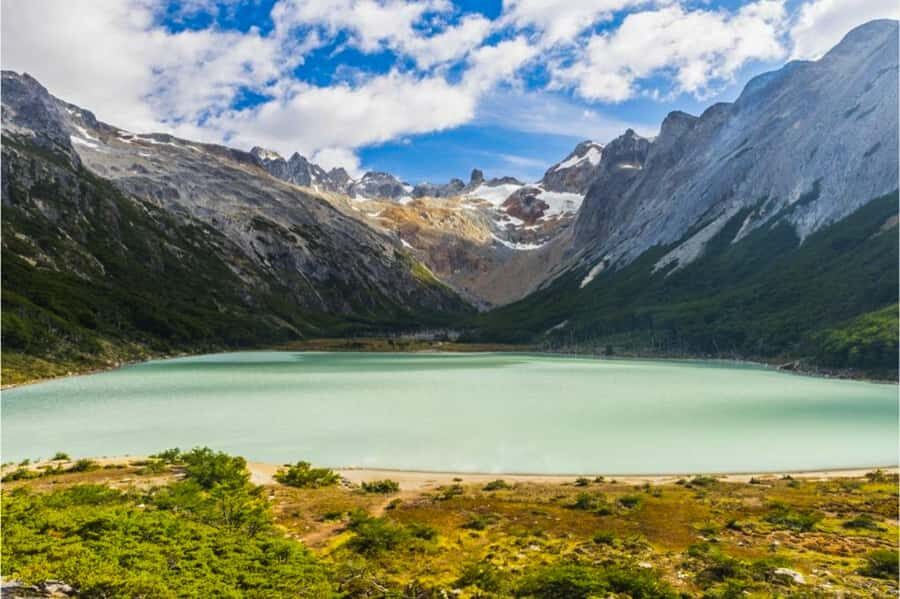 Ushuaia: Laguna Esmeralda Guided Trek with Box Lunch - The Heart of the Trek: What to Expect