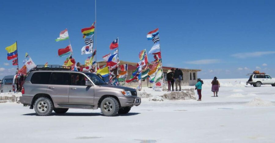 Uyuni: Full-Day Salt Flats Tour with Overnight Hotel Stay - Additional Details to Consider