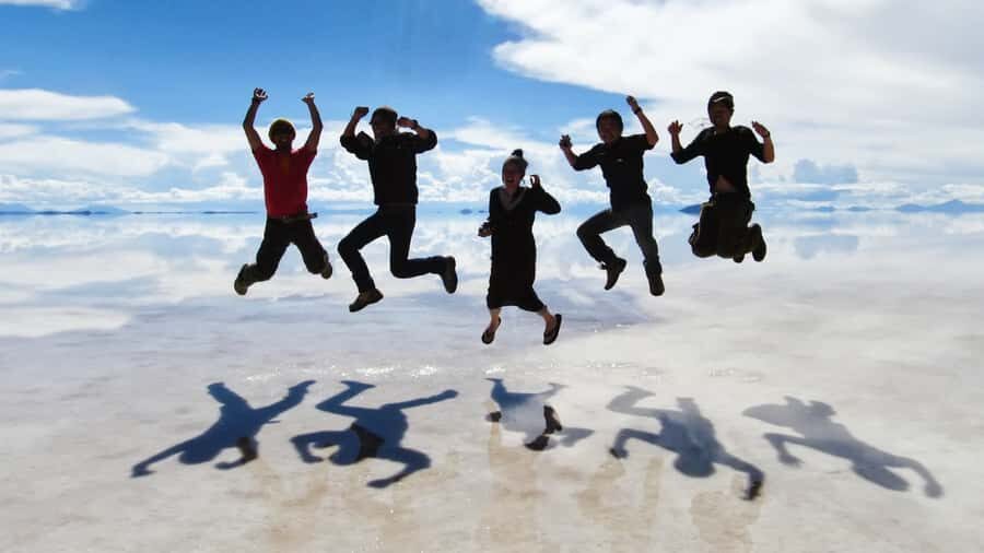 Uyuni Salt Flat: Starlight & Sunset Mirror Effect Tour - Exploring the Uyuni Salt Flat: What You Can Expect