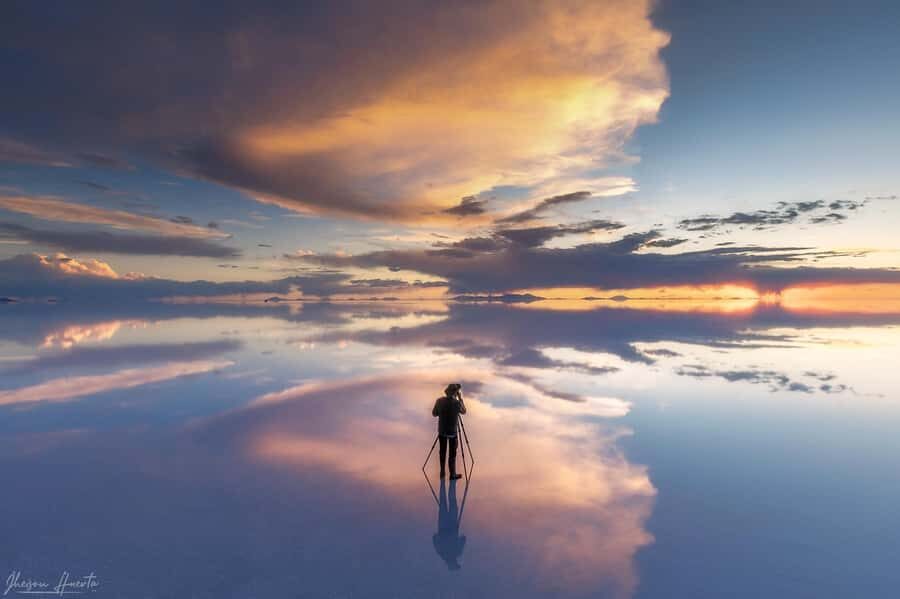 Uyuni: Salt Flats and Sunset Guided Tour with Lunch - The Salt Flats: The Heart of the Experience