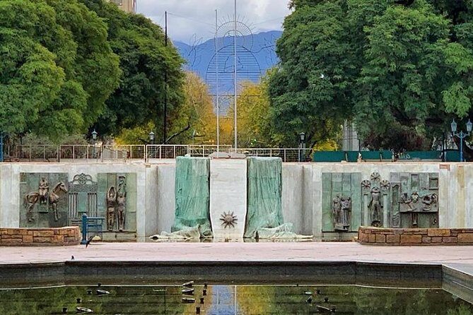 Walking City Tour - A More Detailed Look at the Mendoza Walking Tour