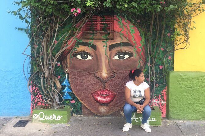 Walking Tour Cartagena Old City with Gold Museum and Plaza de Bolivar - What You Can Expect from the Tour