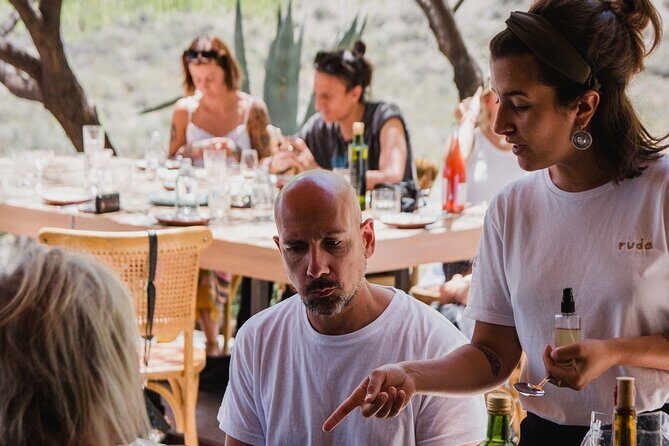 Winery Salentein + Gourmet Lunch in Ruda.Transfer included - FAQ