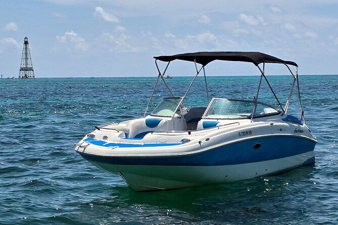 24' Hurricane Sundeck Boat Rental - The Sum Up: Who Should Consider the Hurricane Sundeck?