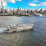 4th of July Fireworks Cruise with Open Bar, Buffet and Live Music - Itinerary Breakdown: What Does the Night Look Like?