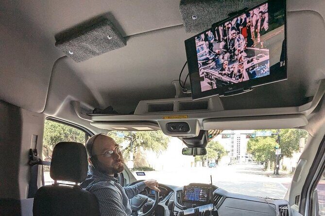 65 Minute JFK Assassination Walking and Van Tour - Who Will Love This Tour?