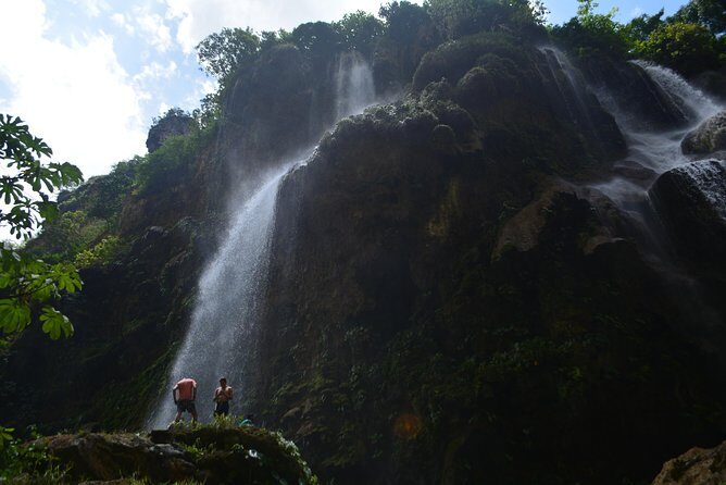 Aguacero Waterfall and La Venta River Canyon - Ocote Biosphere Reserve - A Deep Dive into the Tour Experience