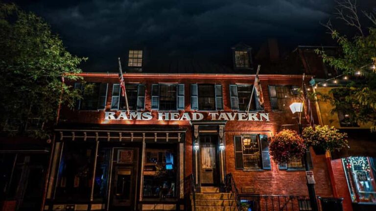 Ashes and Apparitions of Annapolis Ghost Tour - Who Should Consider This Tour?