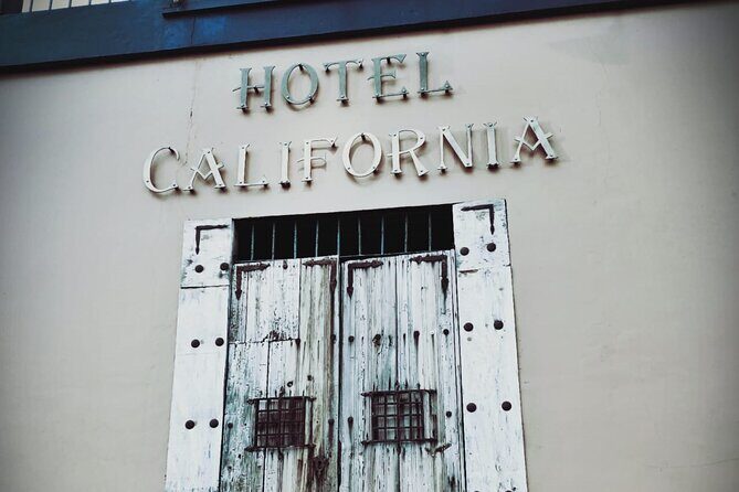 Balandra and Todos Santos Beach Tour from Los Cabos - Transportation and Group Size