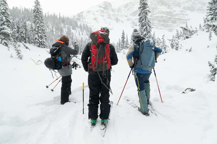 Banff: AST 1 - Avalanche Skills Training Level 1 - Who Should Take This Course?