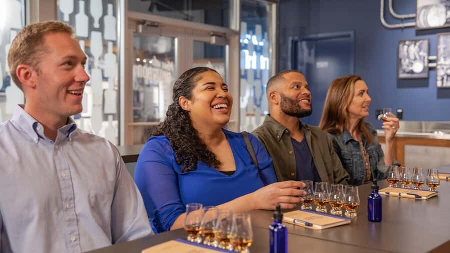 Bardstown: Bourbon Tasting, Bottling, and Whiskey Lab - An In-Depth Look at the Bardstown Bourbon Experience