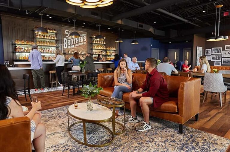 Bardstown: Heaven Hill Warehouse Tour with Tasting - The Experience in Detail